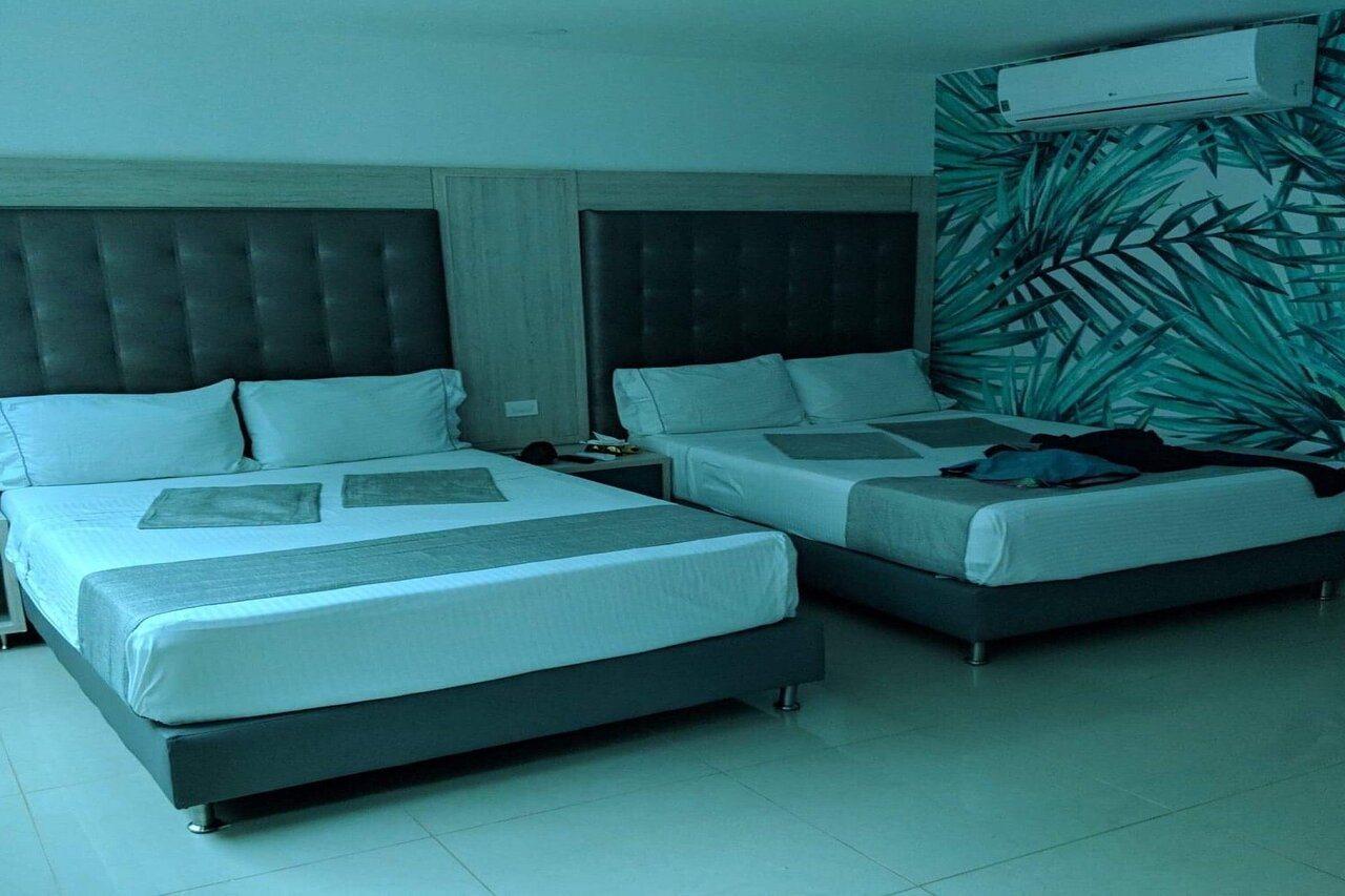 Hotel Lleras Express Медельин Экстерьер фото
