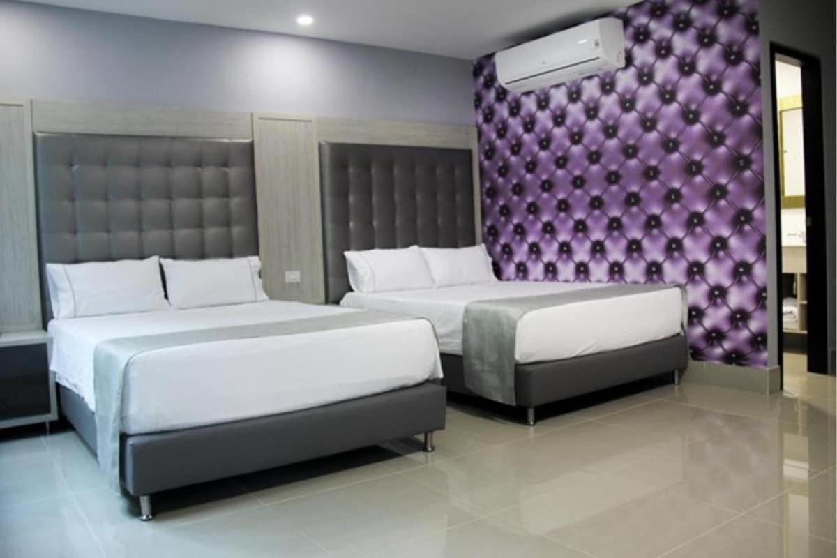 Hotel Lleras Express Медельин Экстерьер фото