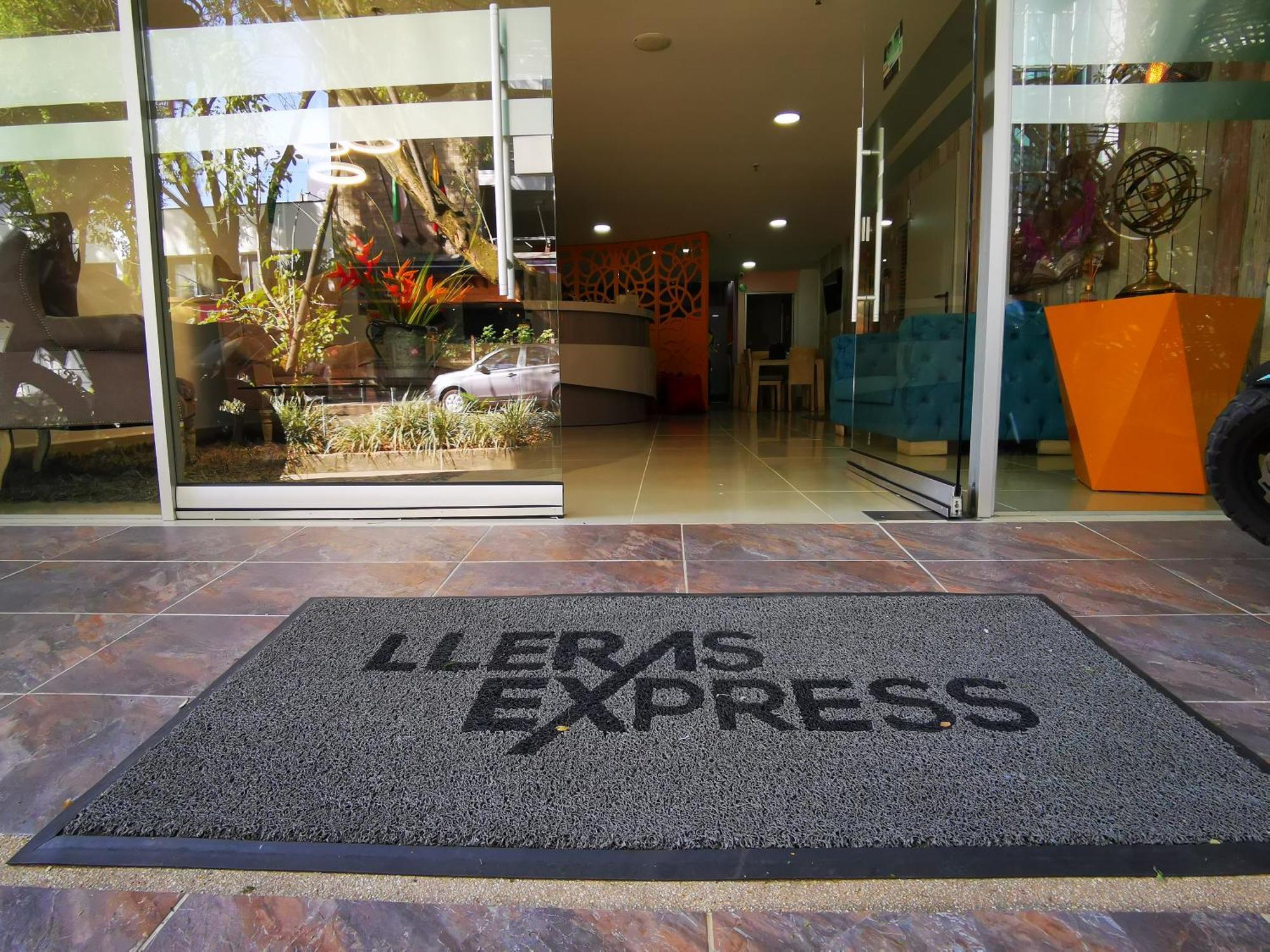 Hotel Lleras Express Медельин Экстерьер фото